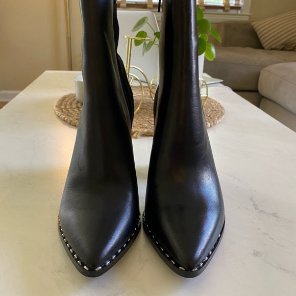 BRAND NEW Aldo Booties Size 6.5 - Picture 2 of 3